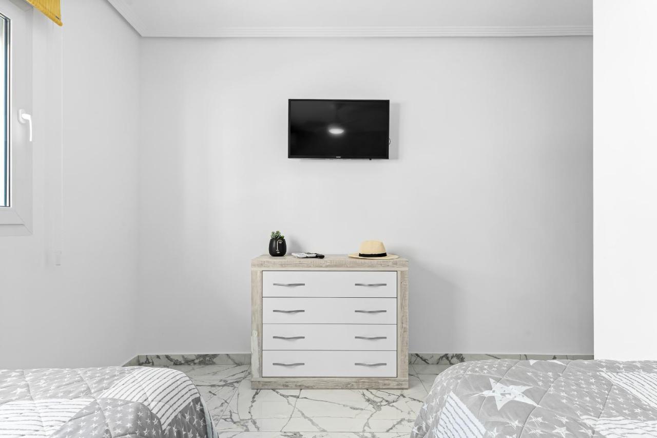 Apolo Beach Front - Sea View Luxury Apartment Torrevieja Luaran gambar