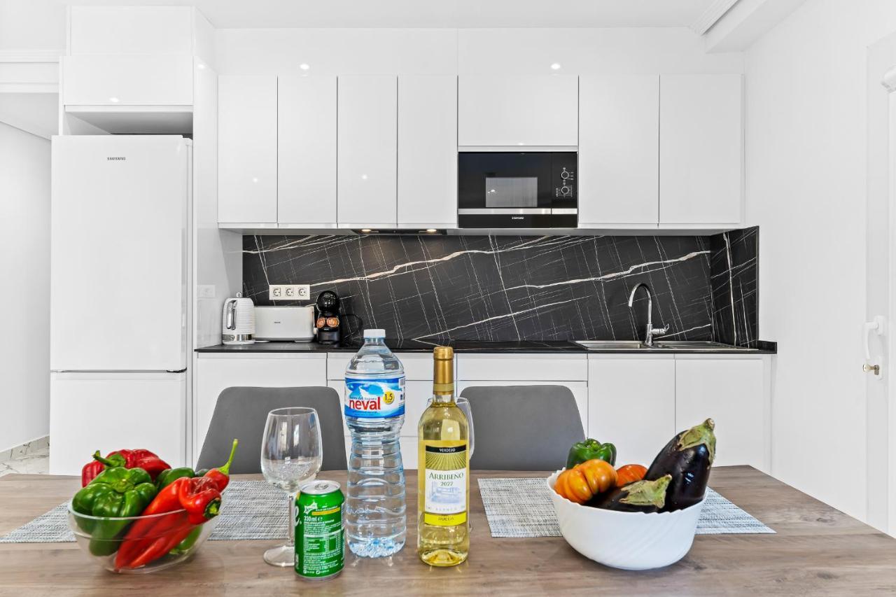 Apolo Beach Front - Sea View Luxury Apartment Torrevieja Luaran gambar